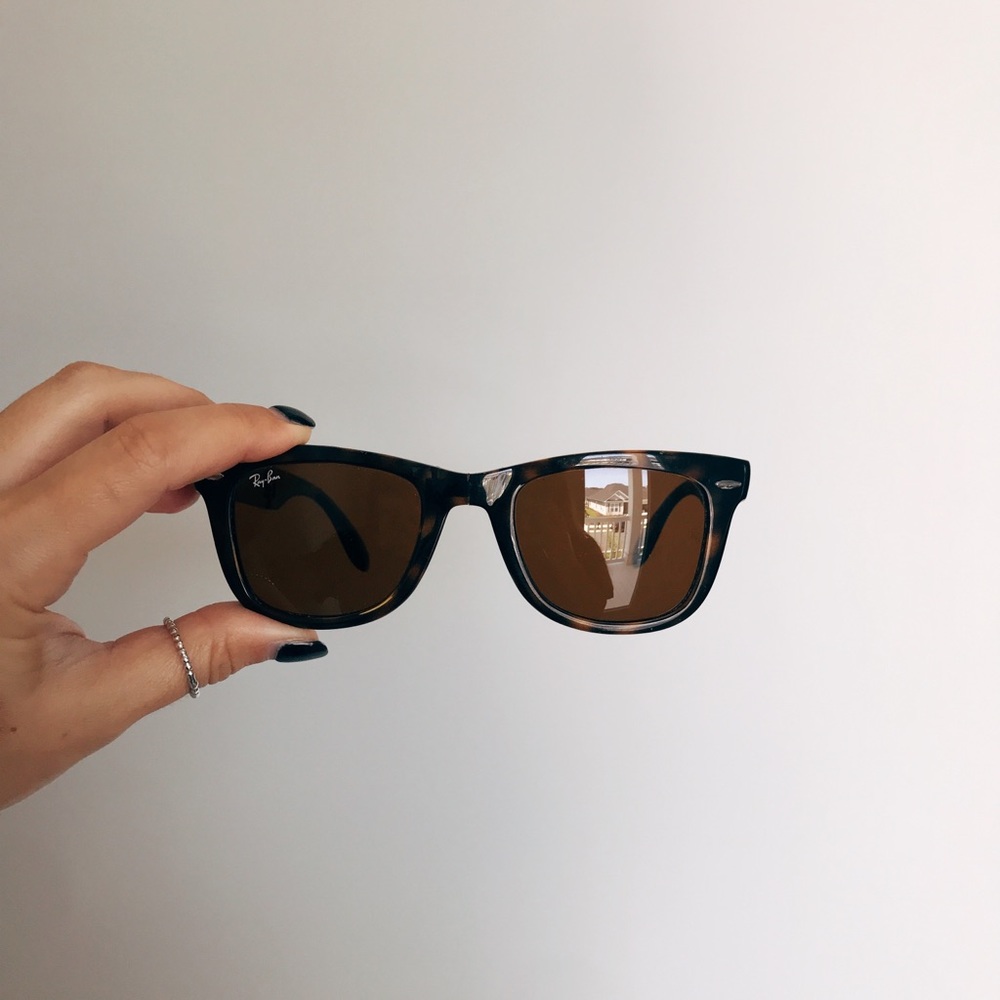 Rayban wayfarer fold up sunglasses
